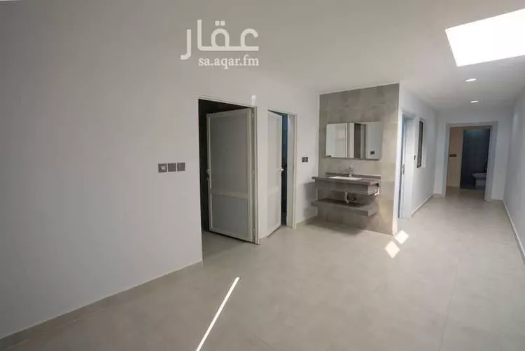عمارة للإيجار في شارع أبي العيناء اليمامي, حي المعذر الشمالي, مدينة الرياض, منطقة الرياض صورة 2