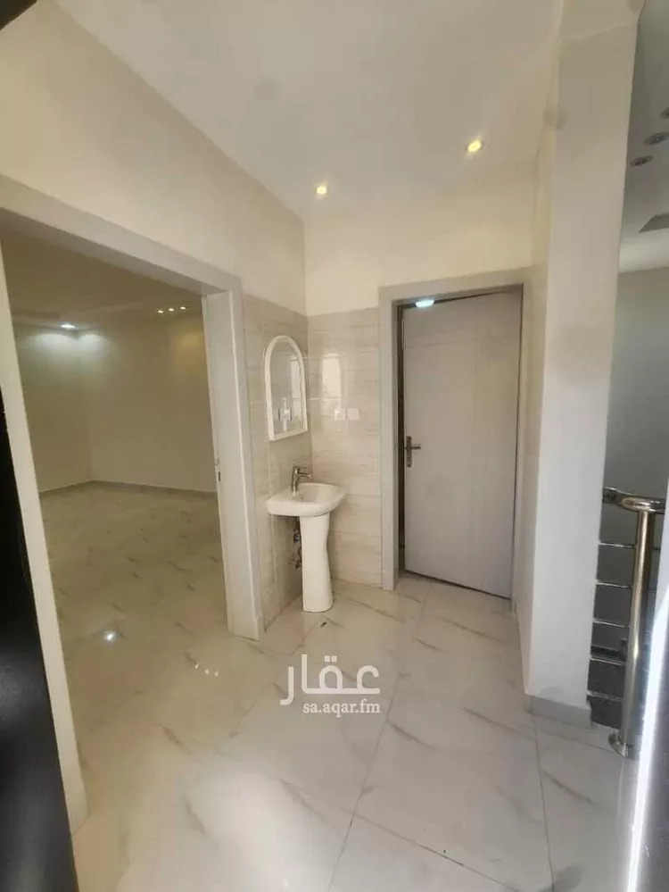 فيلا للبيع في شارع سعيد الماجد, حي عكاظ, مدينة الرياض, منطقة الرياض 22