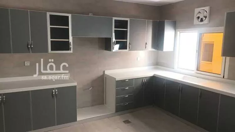 فيلا للإيجار في شارع ثمامة بن عدي, حي المعذر الشمالي, مدينة الرياض, منطقة الرياض صورة 3