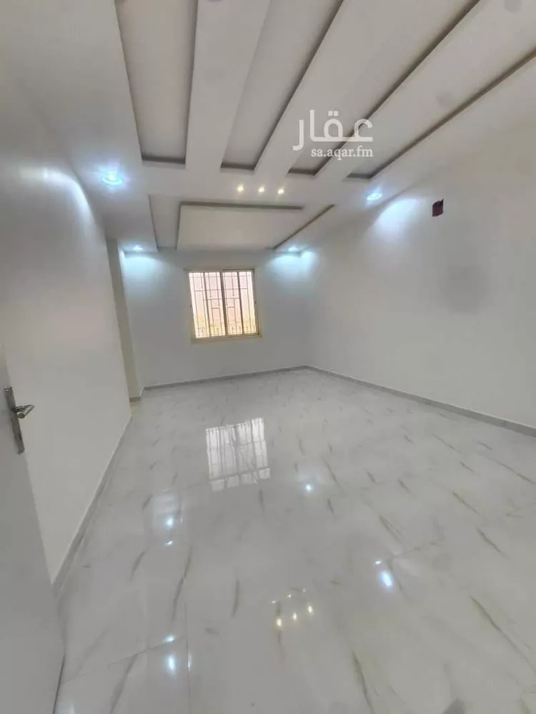 فيلا للبيع في شارع سعيد الماجد, حي عكاظ, مدينة الرياض, منطقة الرياض 18