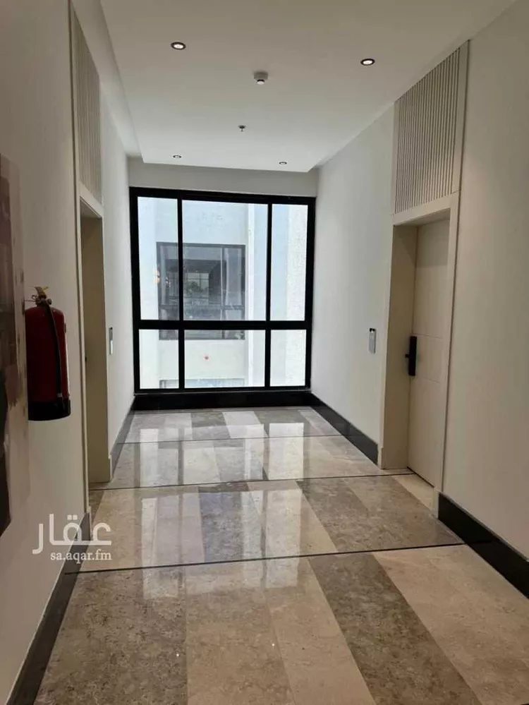 شقة للإيجار في شارع محمد بن عبدالعزيز الدغيثر, حي الملقا, مدينة الرياض, منطقة الرياض صورة 4