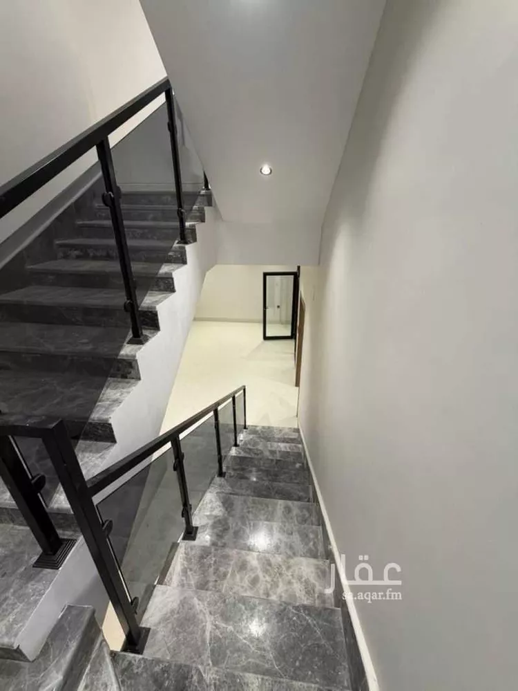 فيلا للبيع في شارع شارع عرض 15 م, حي الرمال, مدينة الرياض, منطقة الرياض صورة 3