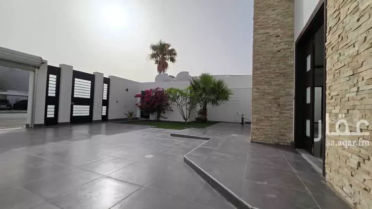 Villa for Sale in Al Khobar Al Buhairah صورة 3