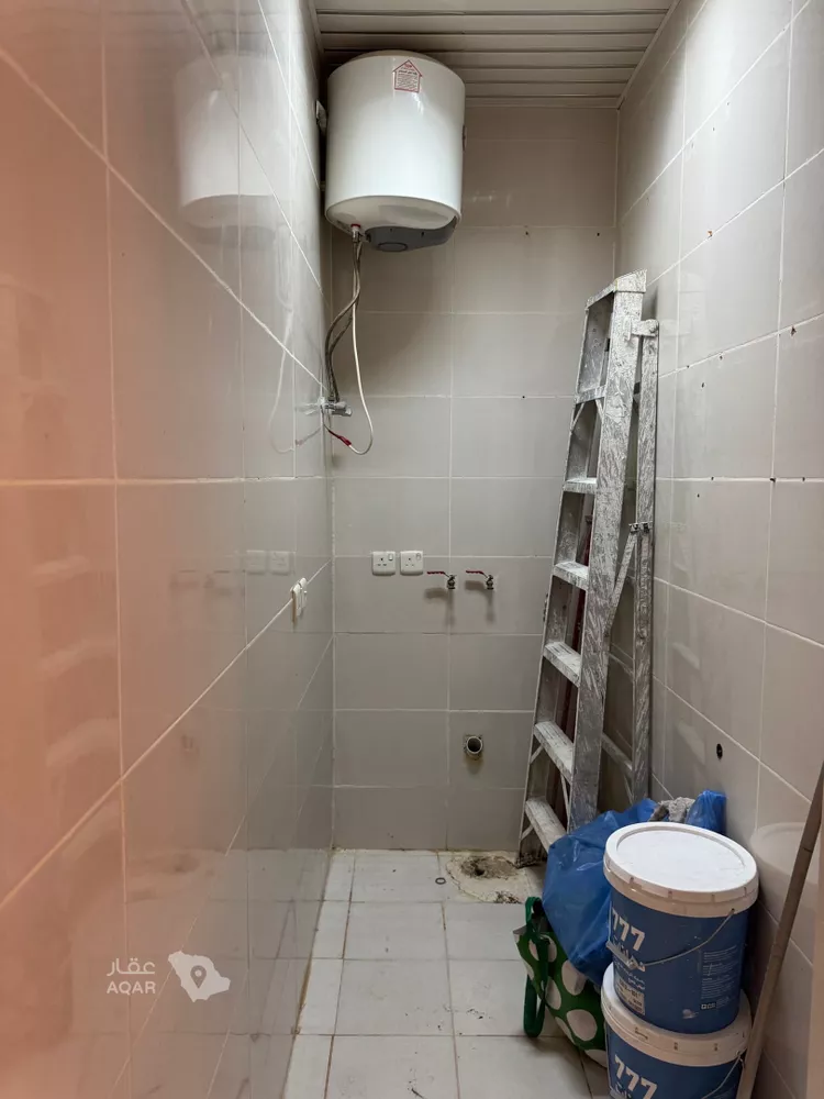 شقة للإيجار في شارع عبدالواحد الأزجي, حي قرطبة, مدينة الرياض, منطقة الرياض 15