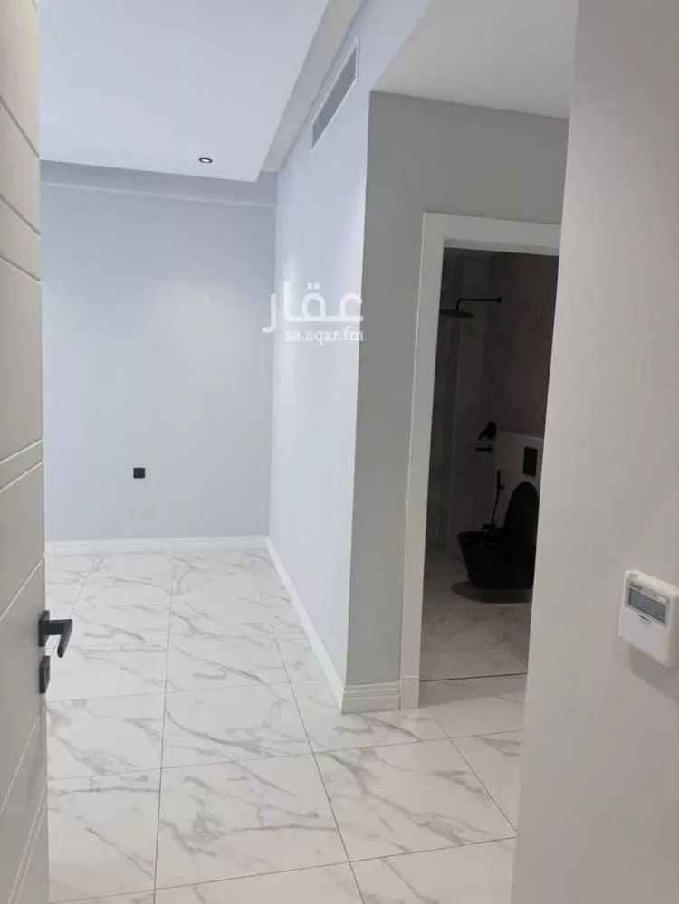 شقة للبيع في شارع محمد بن عبدالعزيز الدغيثر, حي الملقا, مدينة الرياض, منطقة الرياض صورة 4