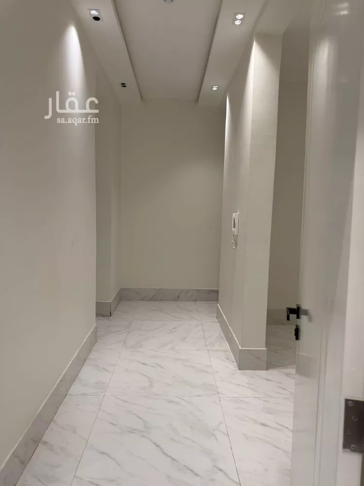 شقة للبيع في شارع طيبة, حي ظهرة لبن, مدينة الرياض, منطقة الرياض صورة 2