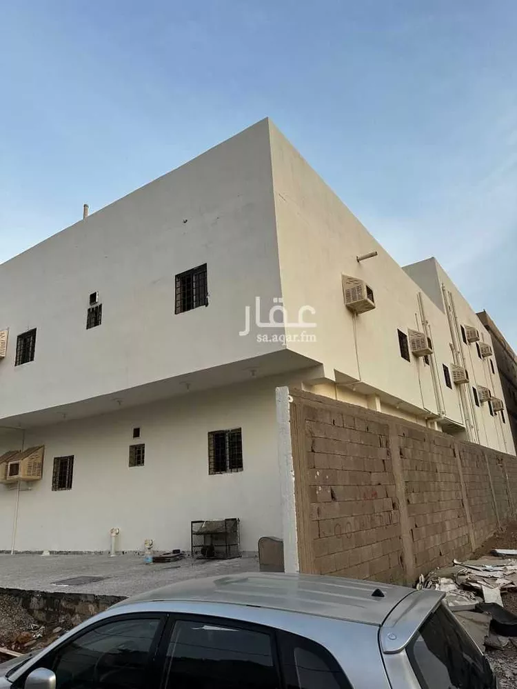 عمارة للإيجار في شارع أحمد بن علي باقشير, حي القرينية, مدينة جدة, منطقة مكة المكرمة