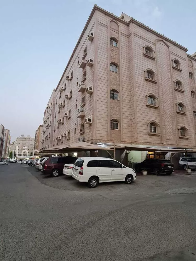 عمارة للبيع في شارع عبدالرحمن السراج ، حي الواحة ، جدة ، جدة