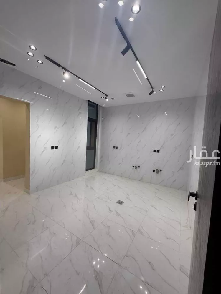 دور للبيع في شارع عبداللطيف المبارك, حي الرياض, مدينة جدة, منطقة مكة المكرمة صورة 2