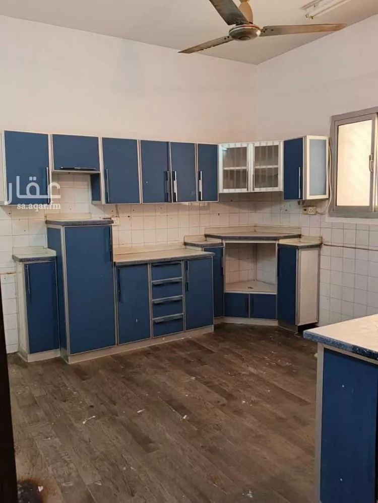 شقة للإيجار في شارع أبي المعالي بن أبي الحسن, حي العليا, مدينة عنيزة, منطقة القصيم 9