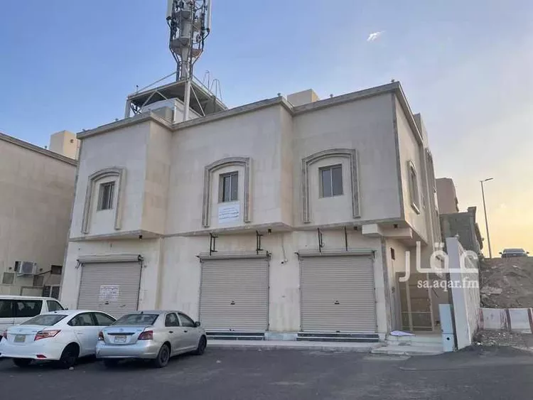 محل للإيجار في شارع وادي بطحان, حي شوران, مدينة المدينة المنورة, منطقة المدينة المنورة