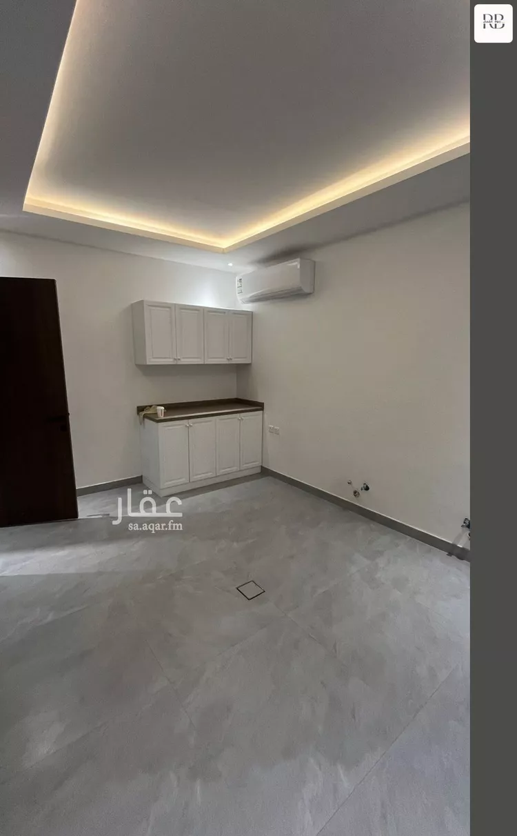Villa for Sale in Riyadh Al Arid 15