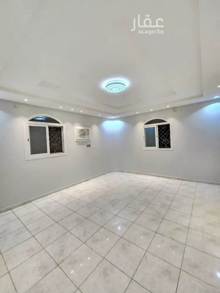 شقة للإيجار في شارع حجر ابن يزيد, حي الأخباب, مدينة الطائف, منطقة مكة المكرمة صورة 3