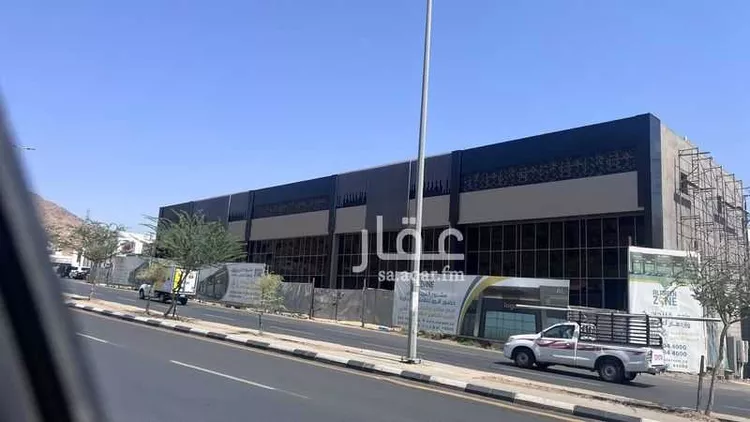 محل للإيجار في شارع عمر بن الخطاب رضي الله عنه, حي الأخباب, مدينة الطائف, منطقة مكة المكرمة صورة 3