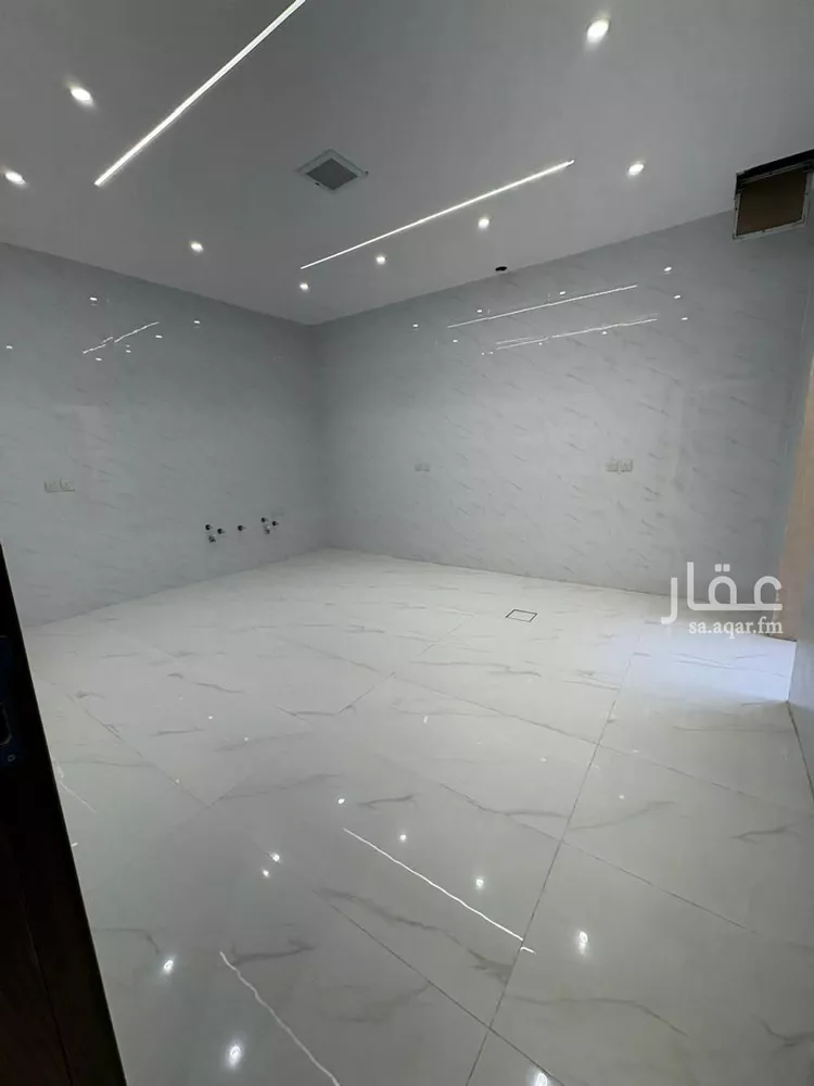 دور للبيع في شارع الرواجي, حي السعادة, مدينة الرياض, منطقة الرياض صورة 5