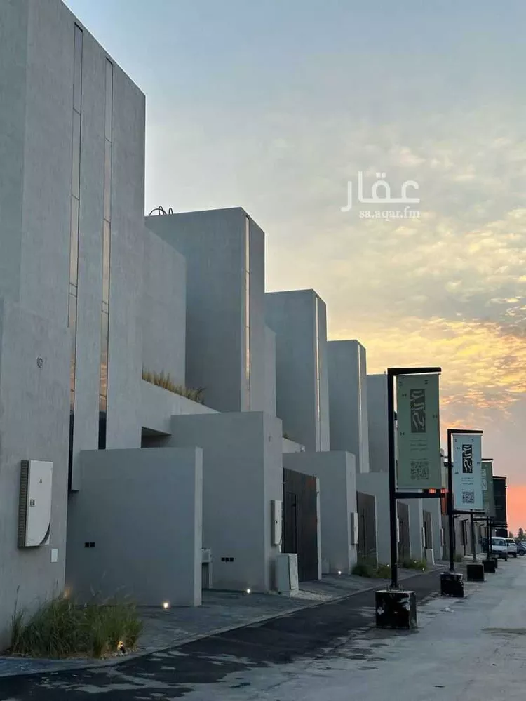 دور للبيع في شارع السرور, حي الرمال, مدينة الرياض, منطقة الرياض صورة 3