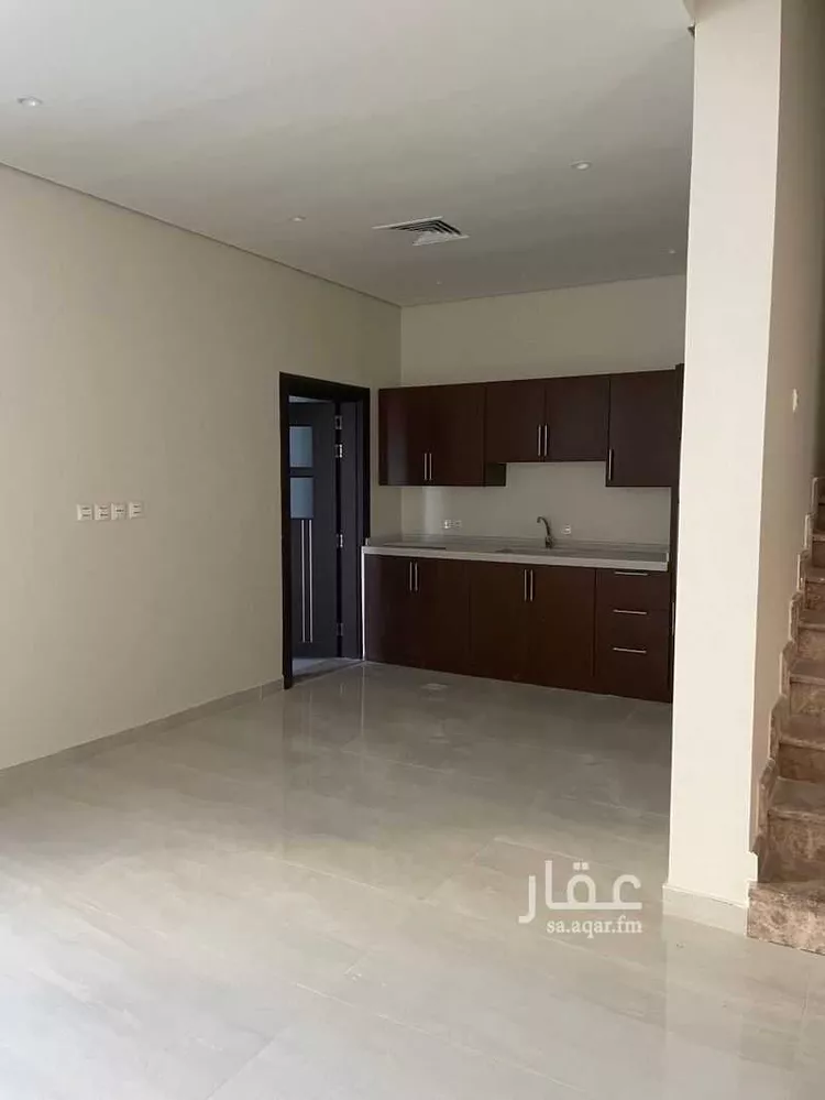 فيلا للإيجار في شارع ابن الواثق, حي الراكة الجنوبية, مدينة الخبر, المنطقة الشرقية صورة 4