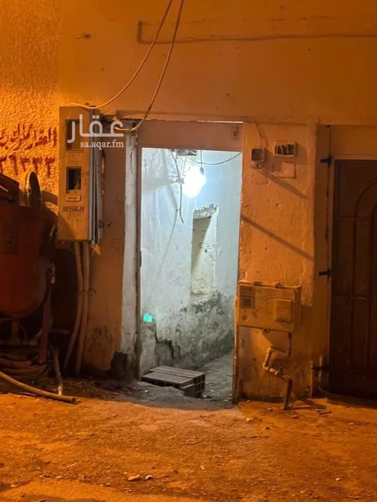 بيت للبيع في شارع سعيده بنت عمرو الخزرجية ، حي السقيا ، المدينة المنورة ، منطقة المدينة المنورة صورة 2