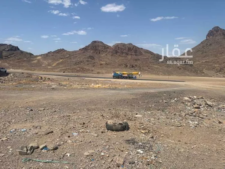 أرض للبيع في شارع بينها العامرى, حي أبو مرخة, مدينة المدينة المنورة, منطقة المدينة المنورة صورة 2