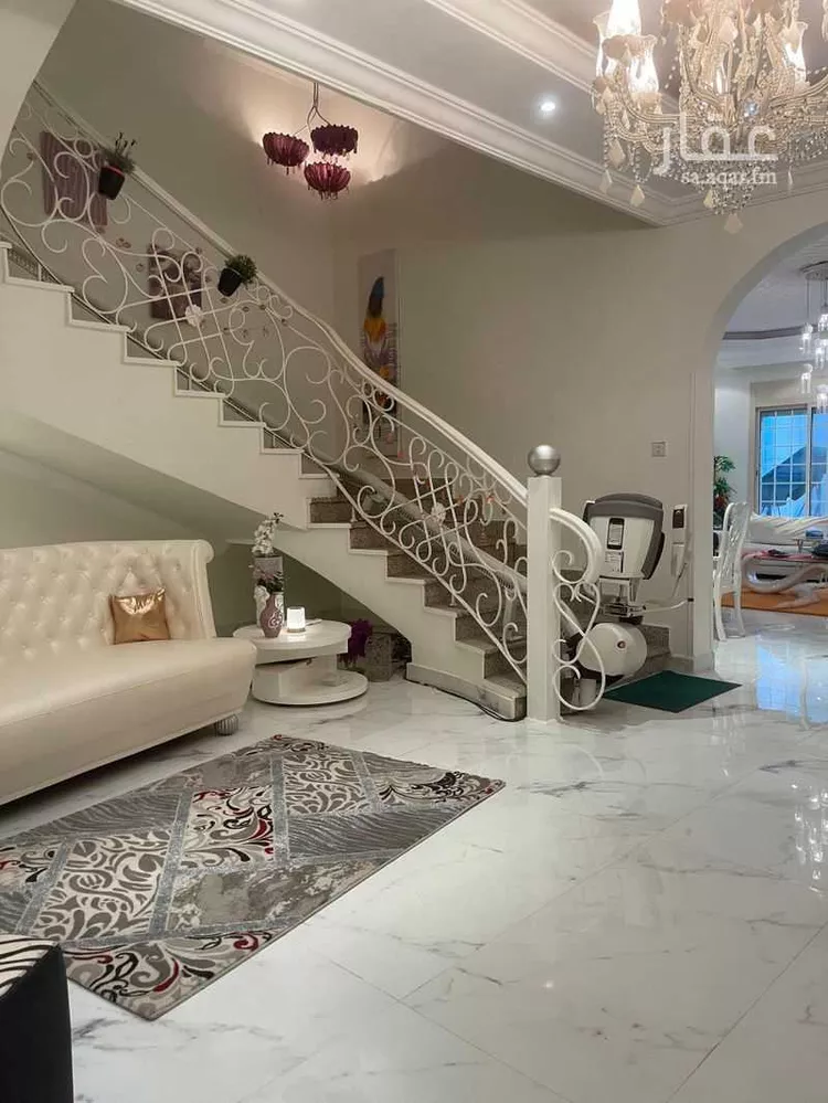 فيلا للبيع في شارع سفيان بن عبدالله, حي أبحر الجنوبية, مدينة جدة, منطقة مكة المكرمة صورة 3