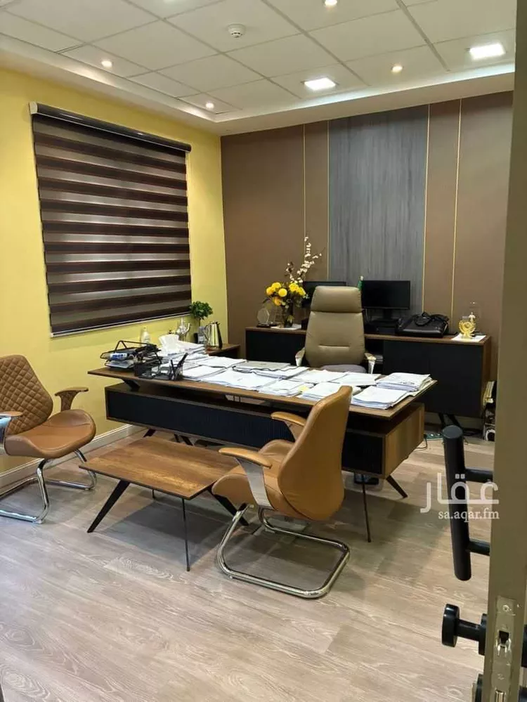 مكتب تجاري للإيجار في شارع الملك عبدالعزيز ابن عبدالرحمن سعود, حي الياسمين, مدينة الرياض, منطقة الرياض صورة 4