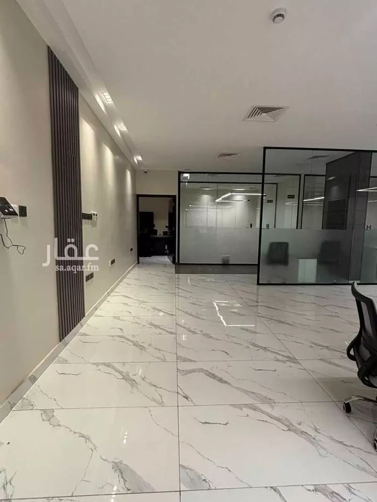 Commercial Office for Rent in Riyadh Al Yasmin صورة 2
