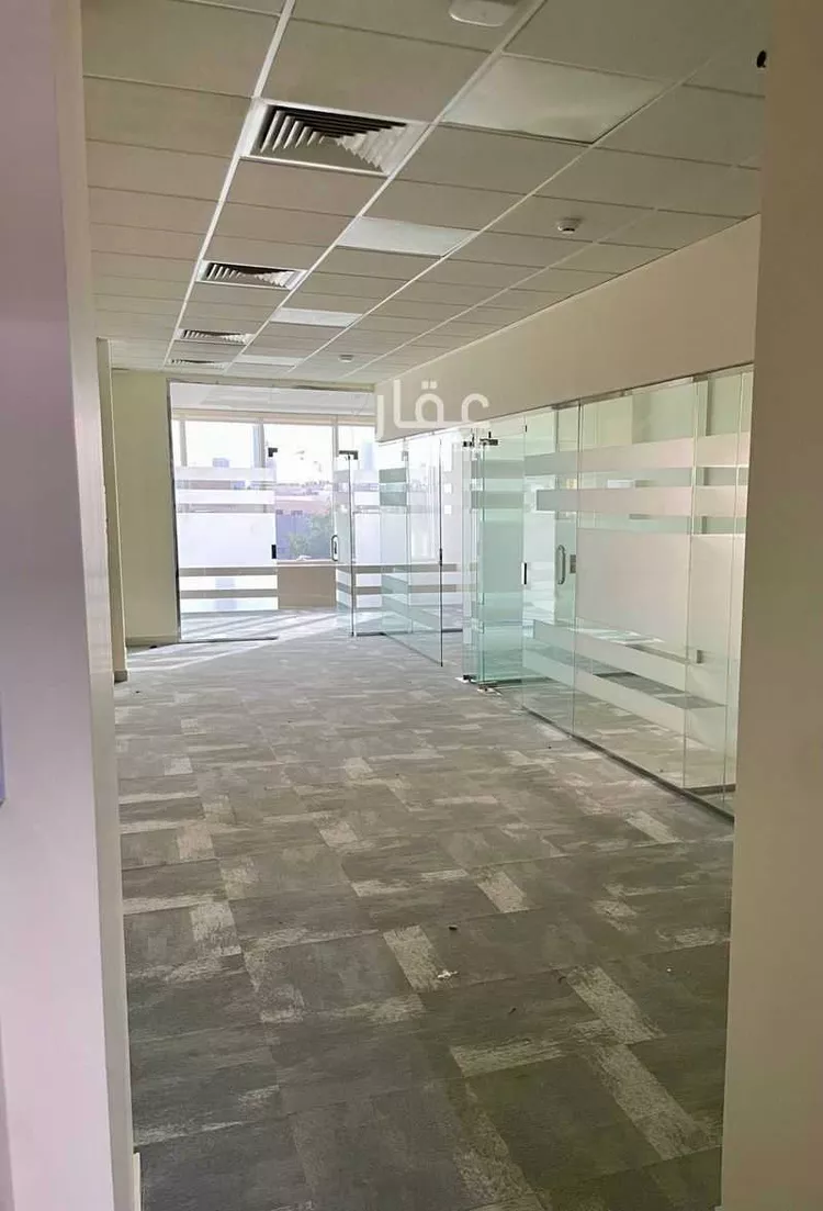 مكتب تجاري للإيجار في شارع الملك عبدالعزيز ابن عبدالرحمن سعود الفرعي, حي المصيف, مدينة الرياض, منطقة الرياض صورة 4