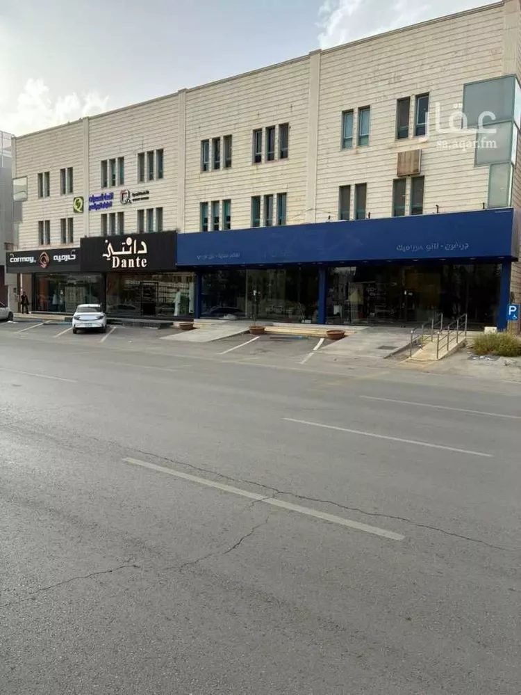 محل للإيجار في شارع العروبه, حي الورود, مدينة الرياض, منطقة الرياض صورة 2