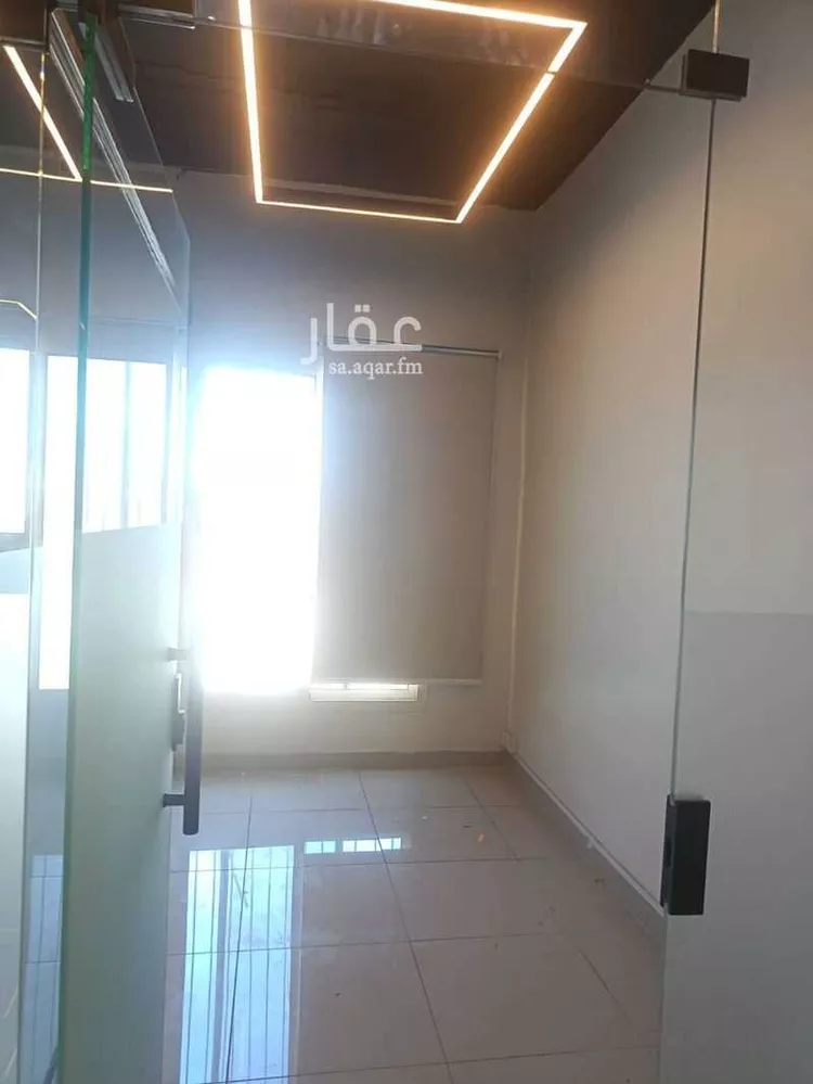 مكتب تجاري للإيجار في شارع الملك عبدالعزيز ابن عبدالرحمن سعود, حي الياسمين, مدينة الرياض, منطقة الرياض صورة 5