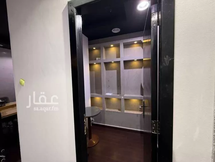محل للإيجار في شارع طريق الملك عبدالعزيز, حي المصيف, مدينة الرياض, منطقة الرياض 13