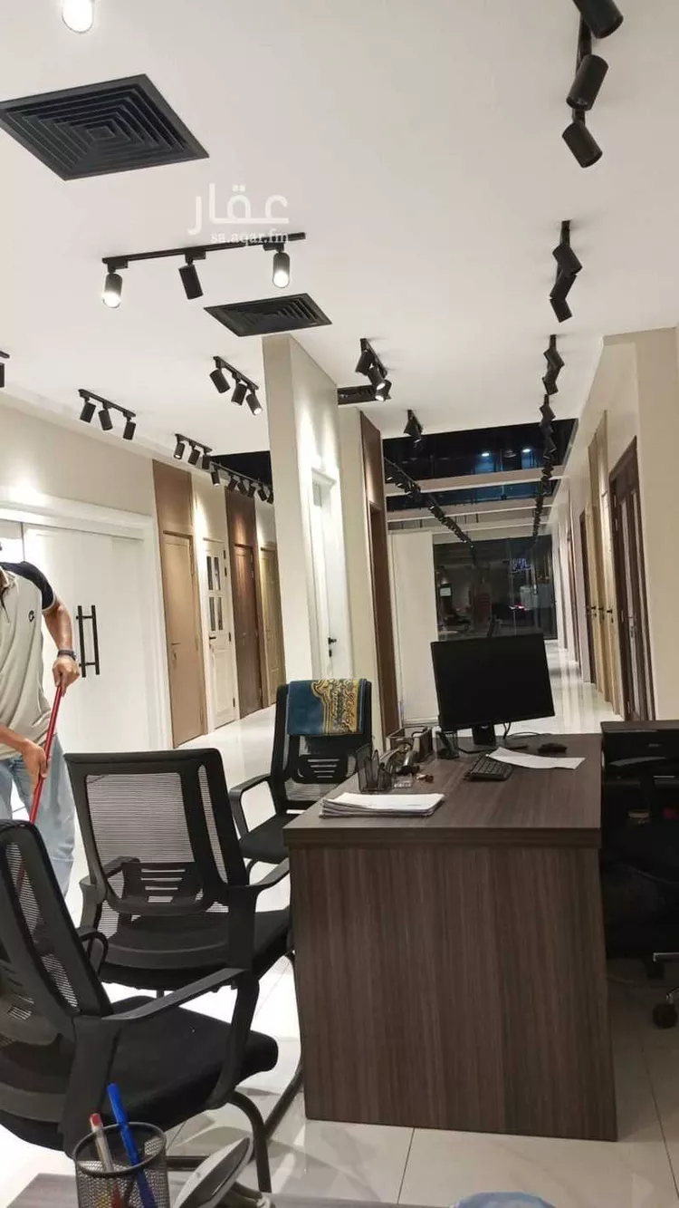 محل للإيجار في شارع الملك عبدالعزيز ابن عبدالرحمن سعود, حي الياسمين, مدينة الرياض, منطقة الرياض صورة 2