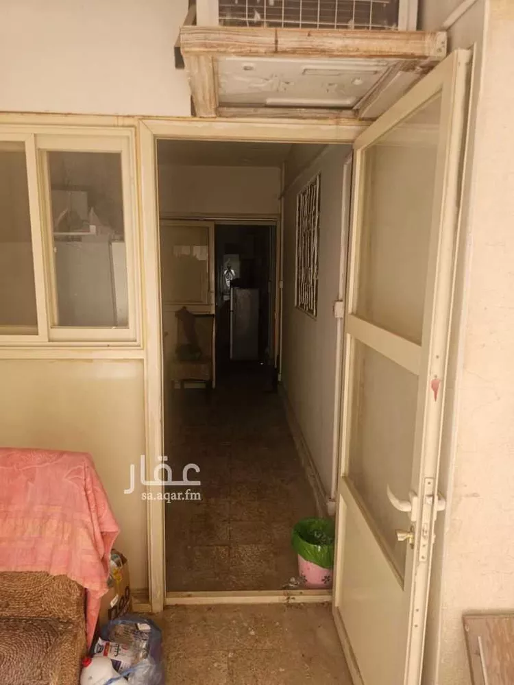 شقة للبيع في شارع العباس بن عبد المطلب, حي التعاون, مدينة الرياض, منطقة الرياض 8