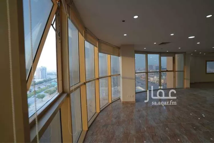 عمارة للإيجار في شارع طريق مجلس التعاون, حي الخزامى, مدينة الخبر, المنطقة الشرقية صورة 3