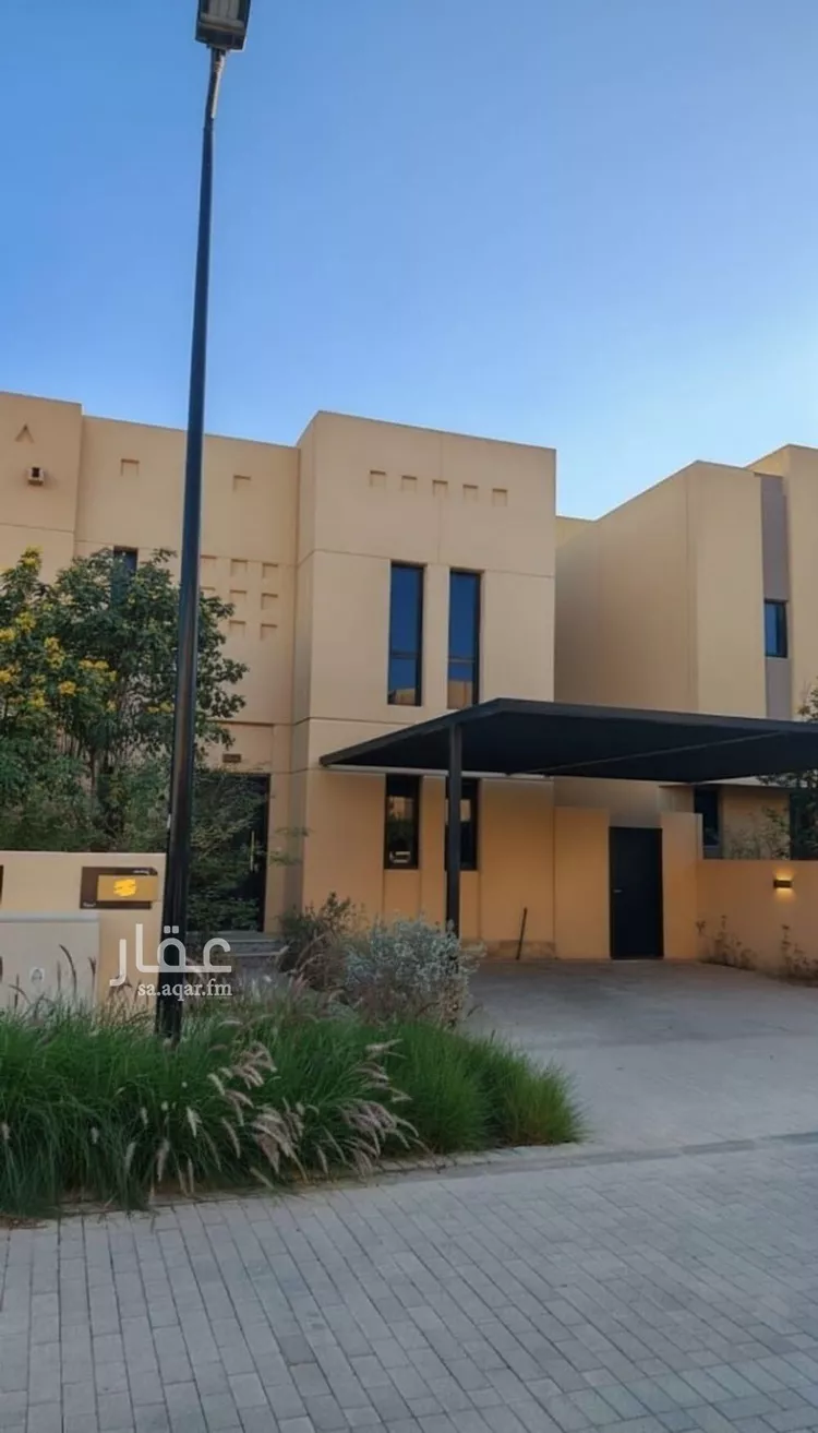 فيلا للبيع في شارع رقم 1009, حي سدرة, مدينة الرياض, منطقة الرياض