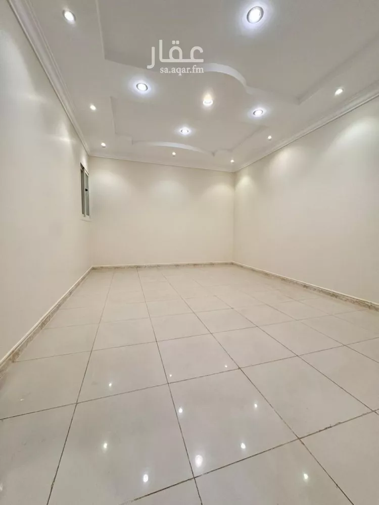 شقة للإيجار في شارع شهيد الدين ثم الوطن ناصر محمد العثمان, حي الشهداء, مدينة الرياض, منطقة الرياض