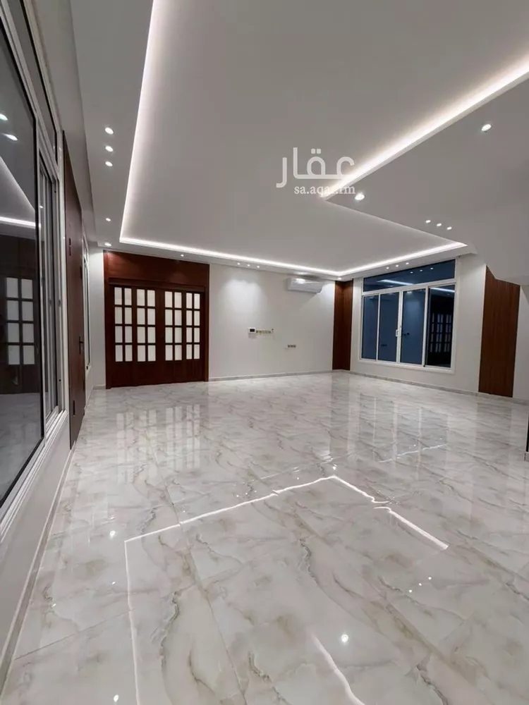 فيلا للإيجار في شارع أحمد بن عجلان, حي القيروان, مدينة الرياض, منطقة الرياض
