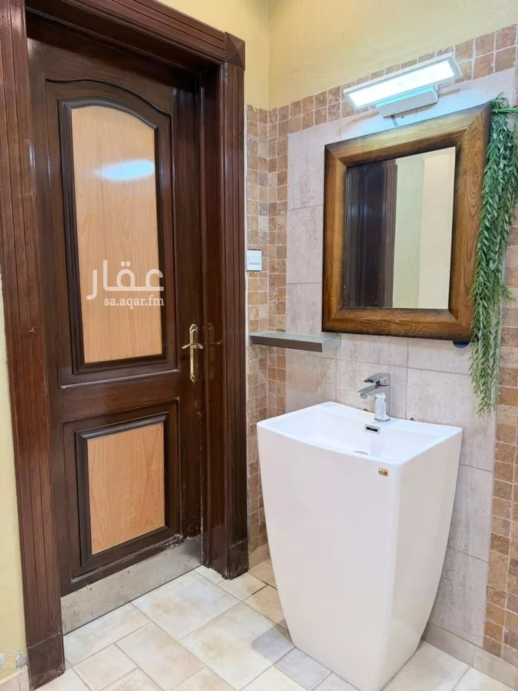 فيلا للإيجار في شارع لقمان, حي الفلاح, مدينة الرياض, منطقة الرياض 17