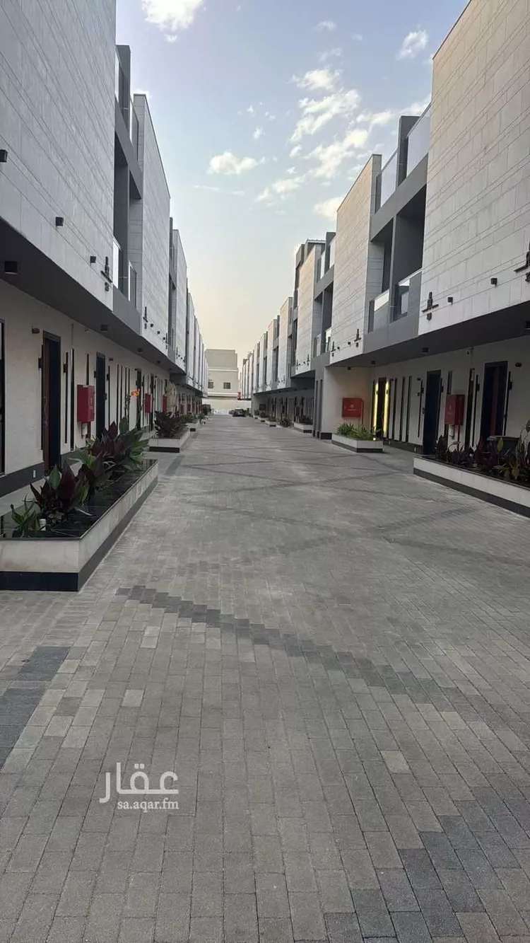 فيلا للإيجار في شارع علي بن أحمد العمري, حي العارض, مدينة الرياض, منطقة الرياض صورة 4