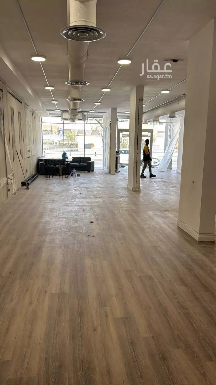 Shop for Rent in Riyadh Al Olaya صورة 3