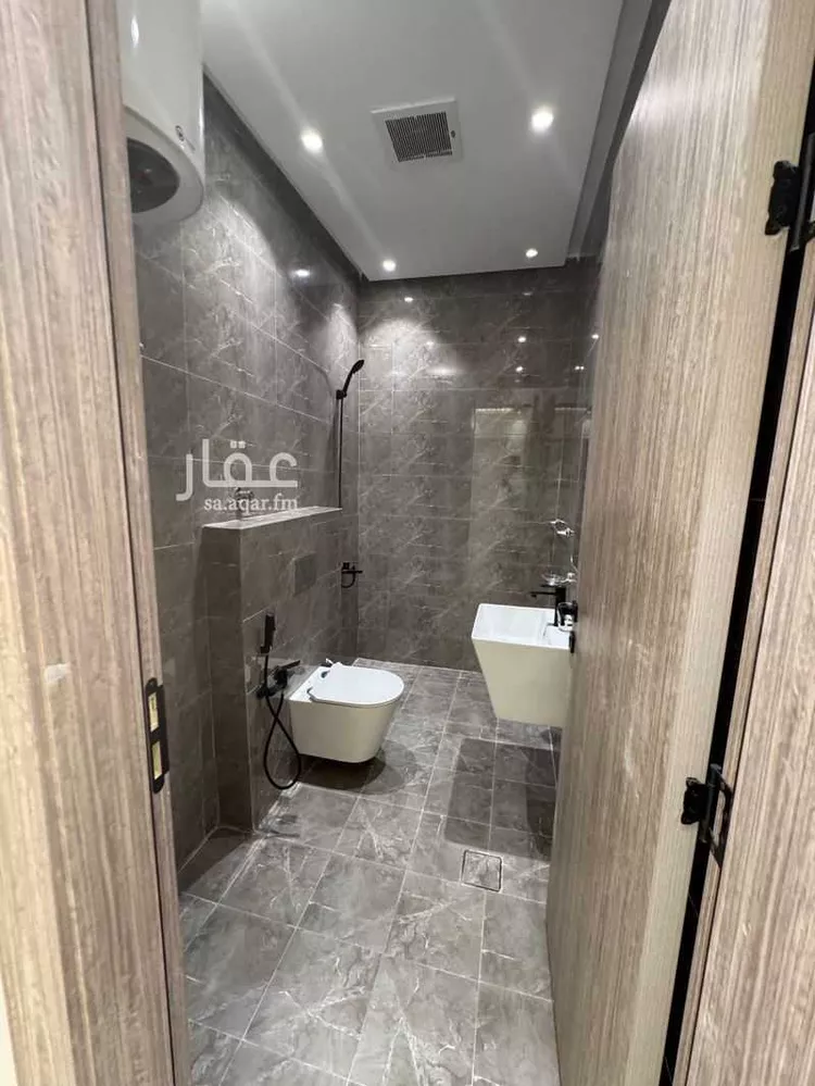 عمارة للبيع في شارع الحارث بن سليل, حي العارض, مدينة الرياض, منطقة الرياض 12