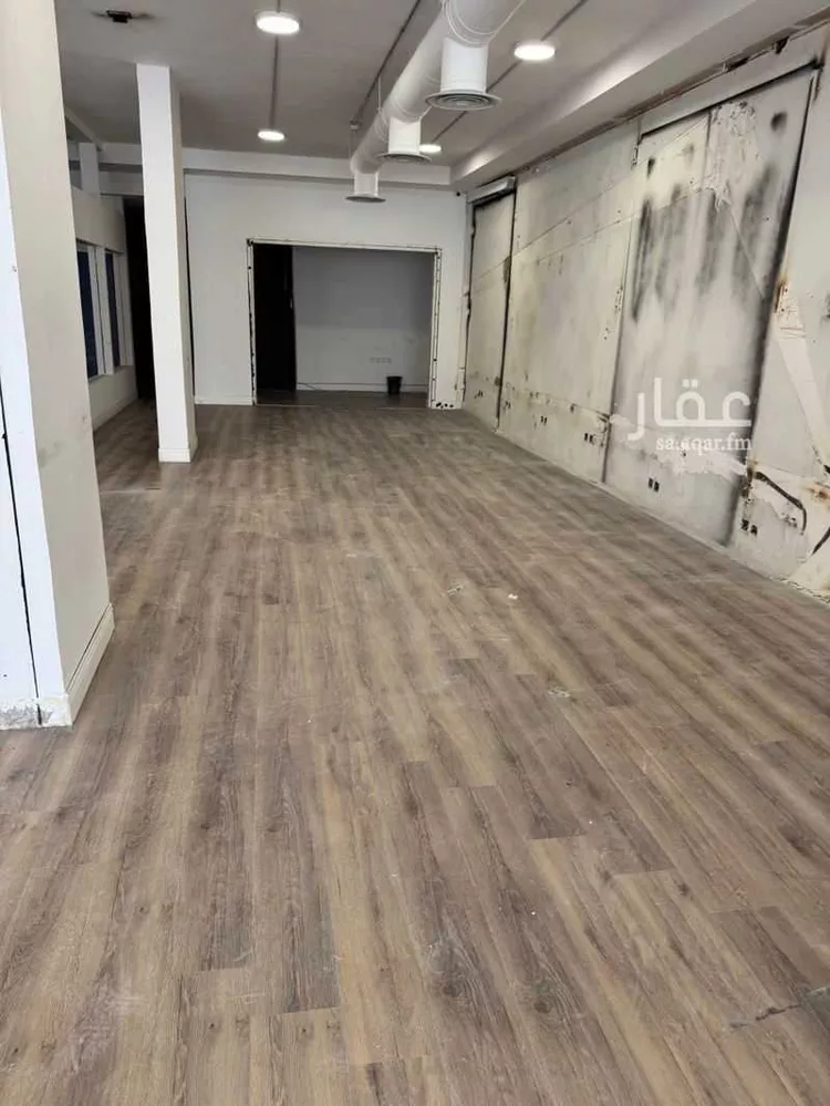 Shop for Rent in Riyadh Al Olaya صورة 2