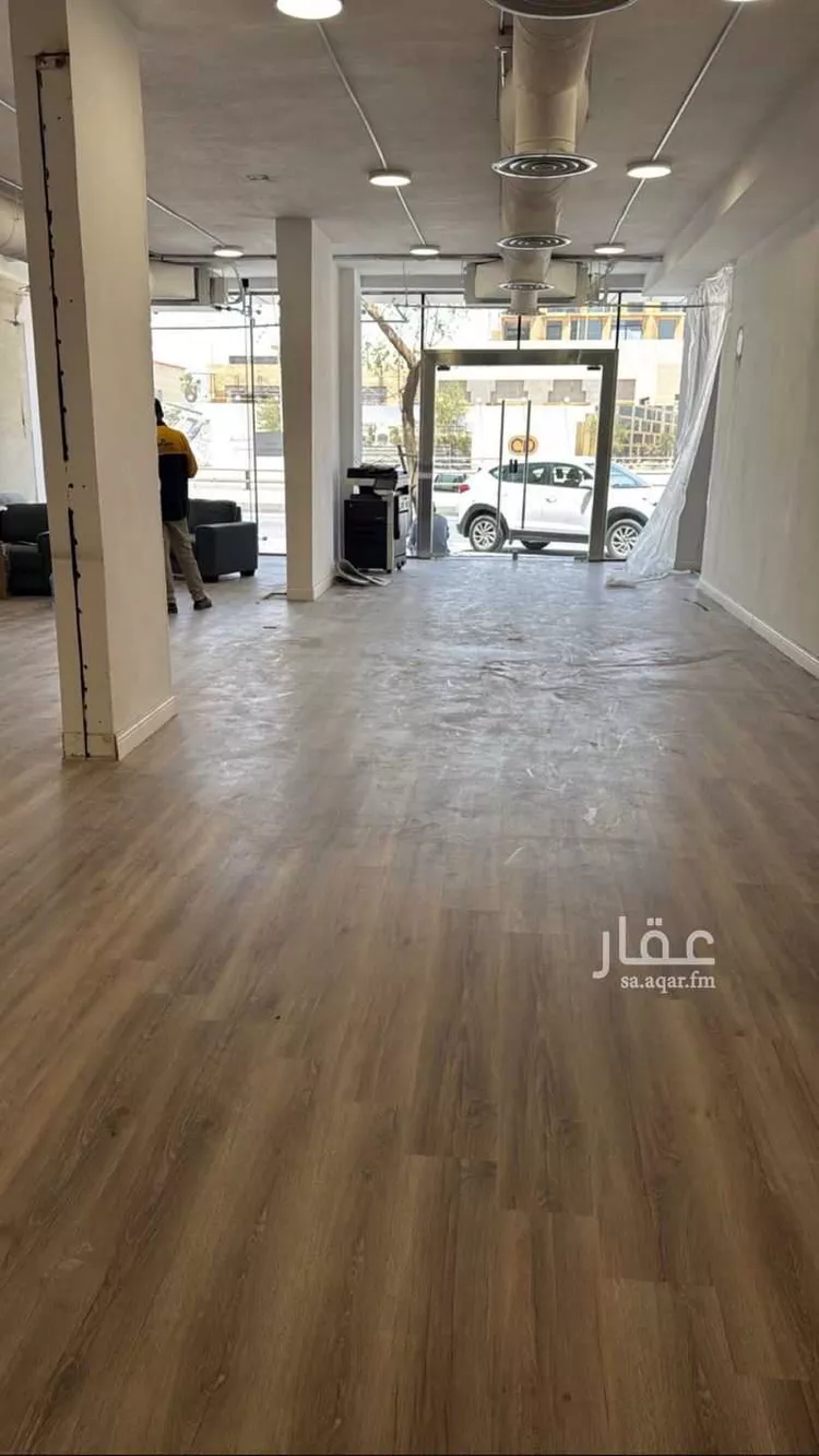 Shop for Rent in Riyadh Al Olaya صورة 5
