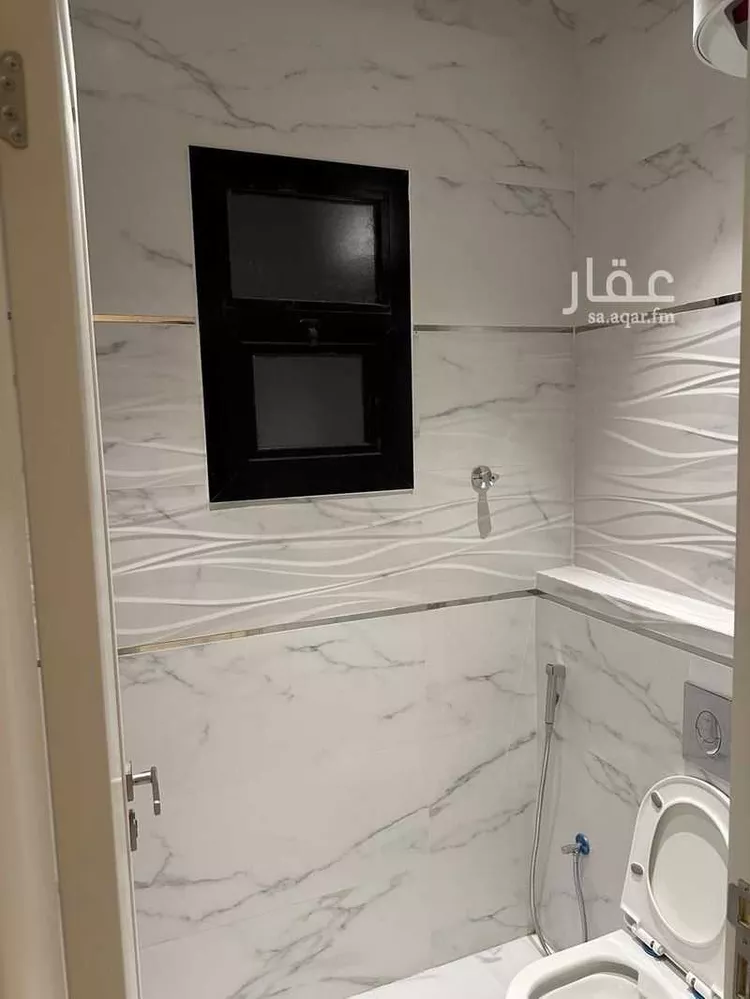 فيلا للإيجار في شارع عبيد بن مسعدة, حي القيروان, مدينة الرياض, منطقة الرياض صورة 5