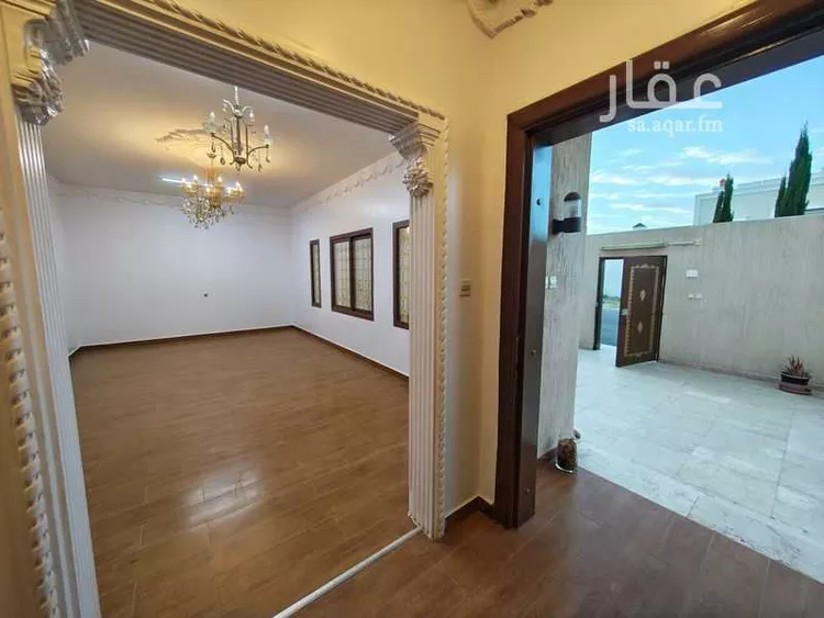 عمارة للإيجار في شارع محمد بن الحسن, حي المروج, مدينة أبها, منطقة عسير