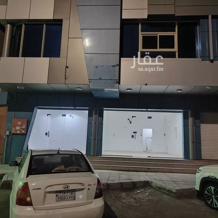 محل للإيجار في شارع حماس الليثي, حي المطار, مدينة المدينة المنورة, منطقة المدينة المنورة صورة 3
