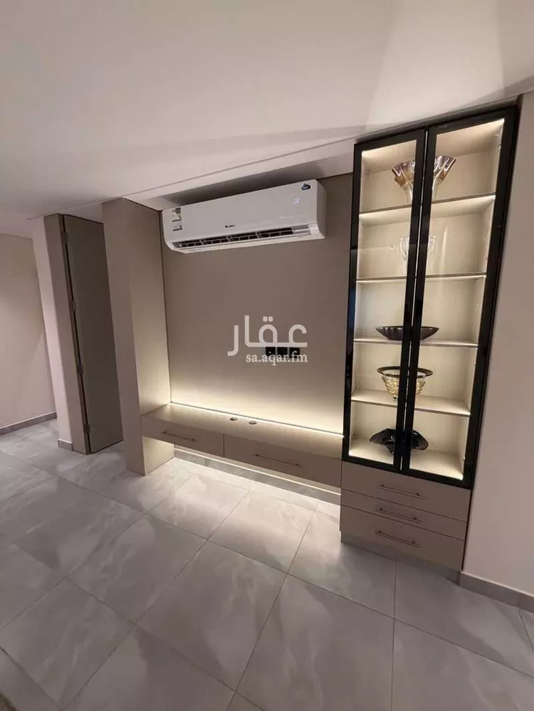شقة للإيجار في شارع محمد بن ناصر المبارك, حي عرقة, مدينة الرياض, منطقة الرياض 16