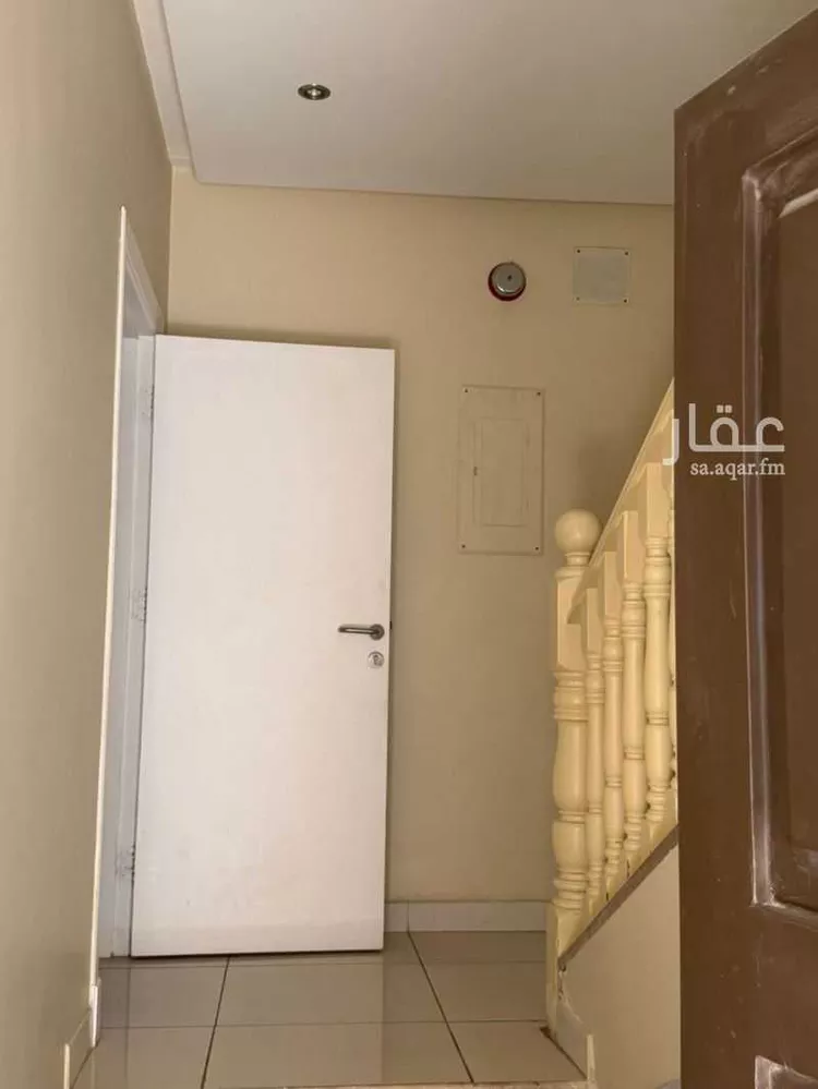 فيلا للبيع في شارع أحمد بن فرج, حي الخليج, مدينة الرياض, منطقة الرياض صورة 2