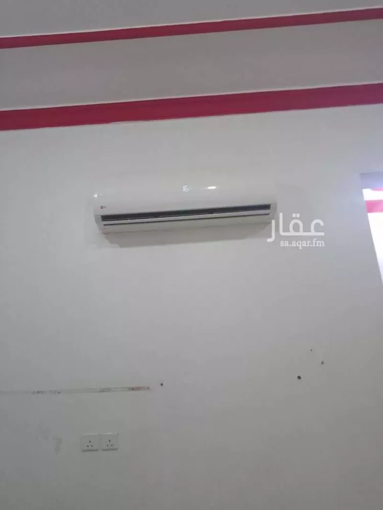 شقة للإيجار في شارع العويقل, حي الشروق, مدينة بريدة, منطقة القصيم صورة 2