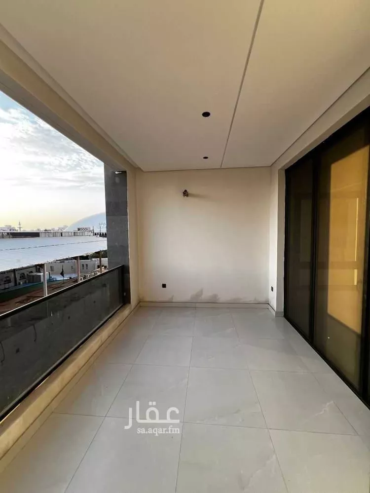 شقة للبيع في شارع علي الفاباتي, حي السلامة, مدينة جدة, منطقة مكة المكرمة 7