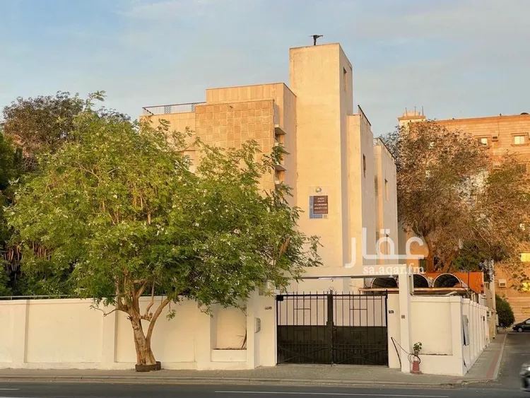 فيلا للبيع في شارع حائل, حي البغدادية الغربية, مدينة جدة, منطقة مكة المكرمة